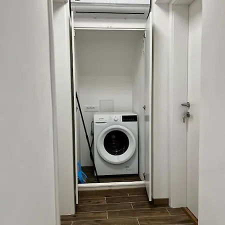 Charming Flat شقة *