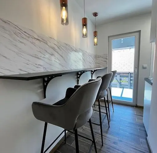 Charming Flat شقة *